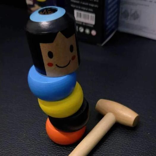 Little Wooden Man Who Can't Beat Interesting Magic Toy